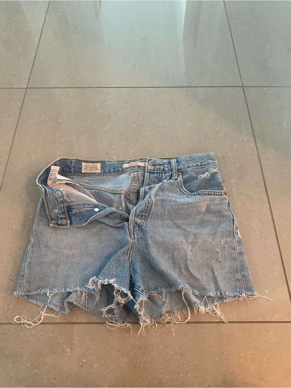 Levis Jean shorts (price obo)
